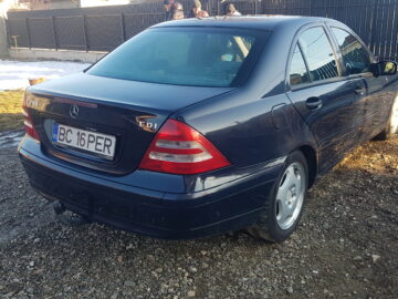 Mercedes C200